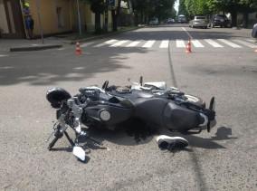 У ДТП в Сумах травмувався мотоцикліст
