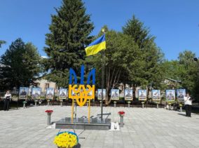 На Сумщині відкрили пам’ятні знаки загиблим землякам