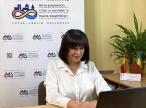 Працівники Сумської міської ради вивчають медіацію заради міжкультурного порозуміння в умовах війни